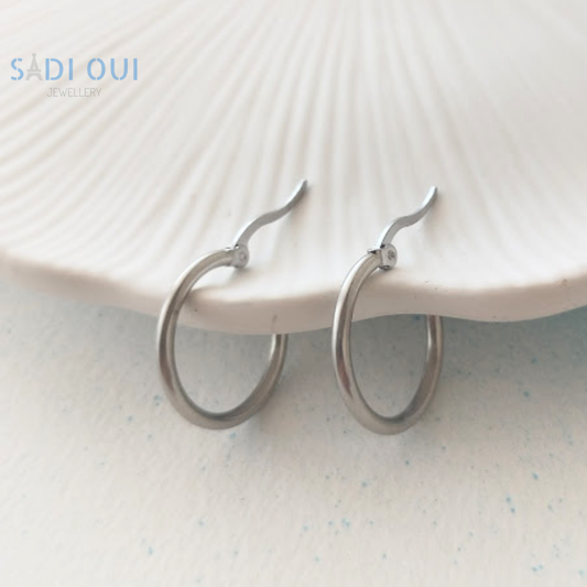 Argolas AZURE prateadas (Soleil Teen(s) Style) — argolas ovais minimal em aço inoxidável